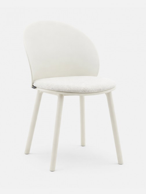 Stella cream polypropylene chair with cushioned seat