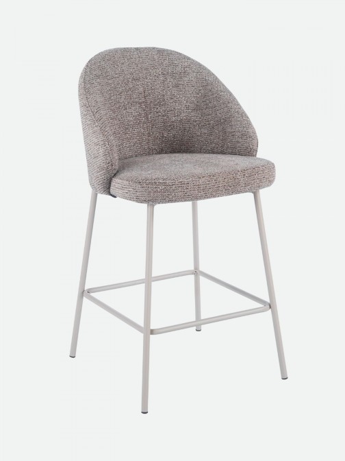 Taburete Alto Prum tapizado en tela marr�n con patas de metal beige