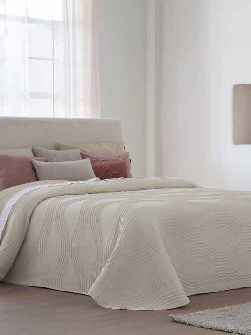 BISET beige double bedspread with wavy texture