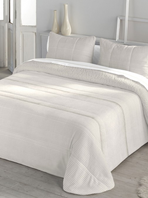 Paris Geometric Double Bed Bedspread with Sherpa Beige