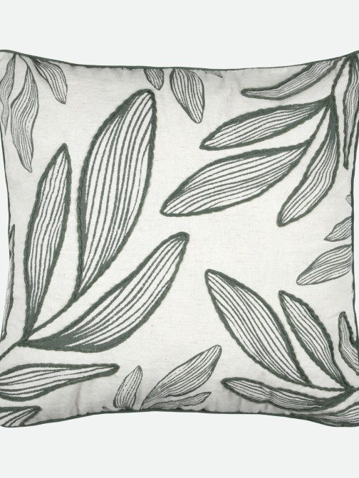 Almofada Benali com Bordado Floral Verde 50 x 50 cm