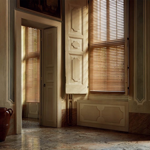 Superdecor wooden Venetian blinds
