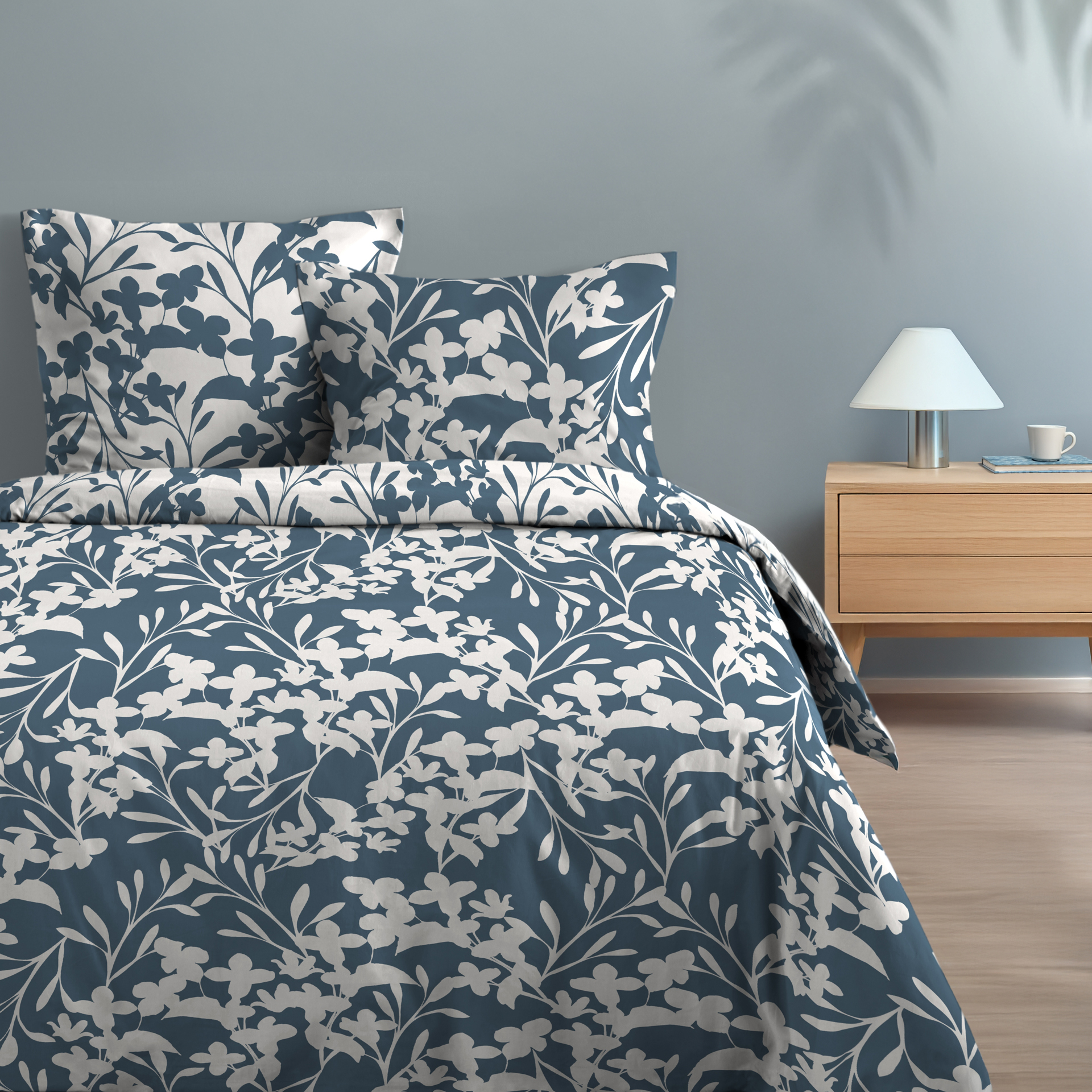 Capa de edredão Marjolaine 100% algodão dupla face padrão floral azul para cama de casal