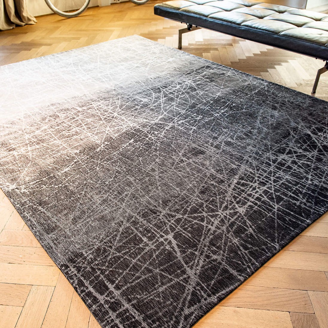 Alfombra Abstracta Freeze Chenille 8881 Negra