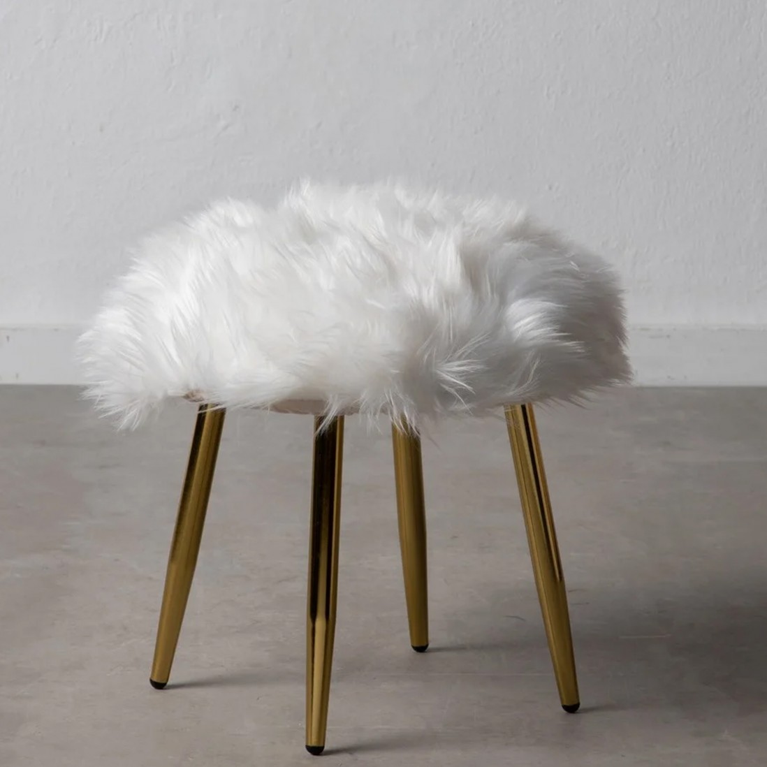METAL BENCH WITH WHITE FUR Superdecor Online