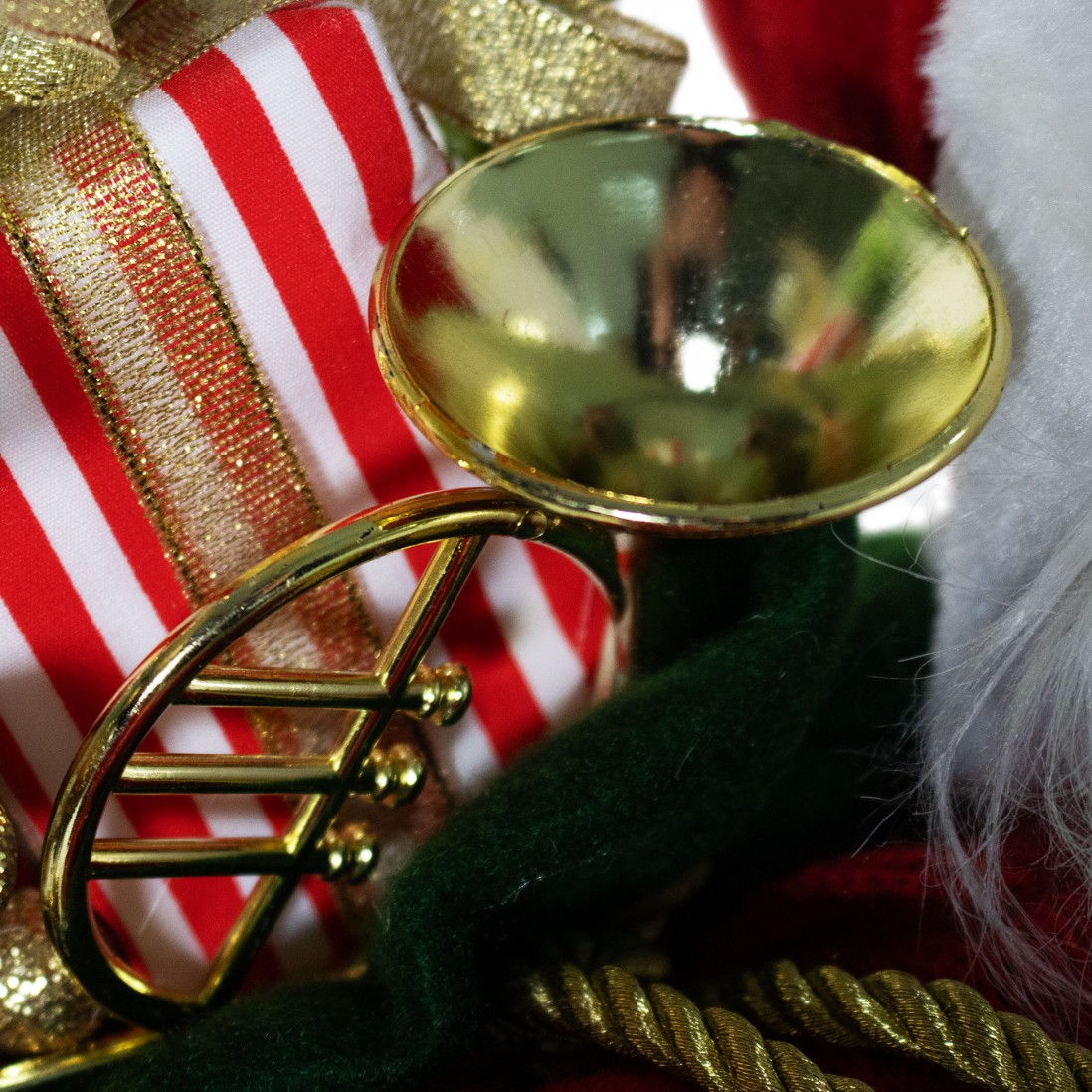 Santa Claus Doll 893 Red