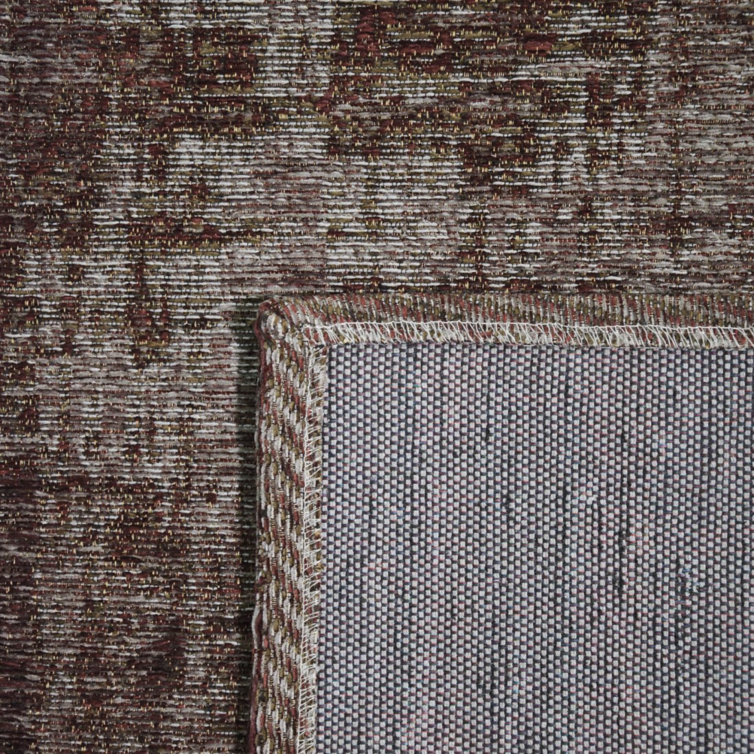 ANTIK CHENILLE GRUNGE BORDEAUX AREA RUG