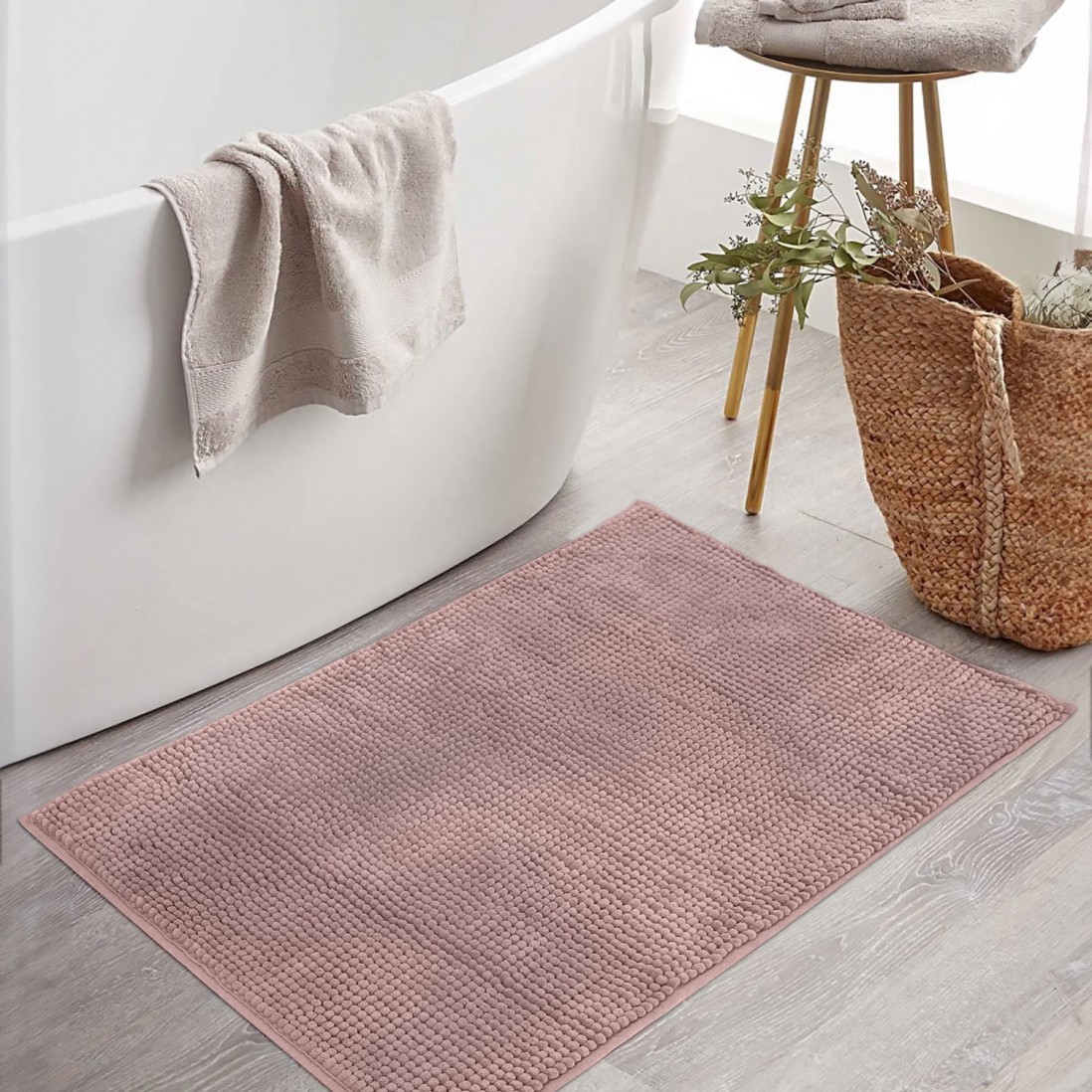 Vienciana Bath Rug Pink