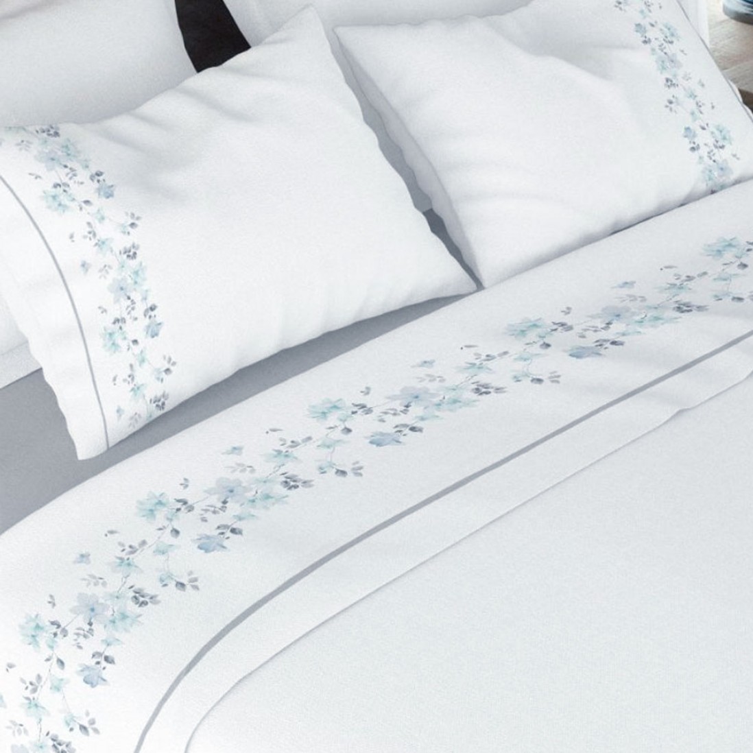 Flora 4 Piece Flannel Double Bed Set Blue
