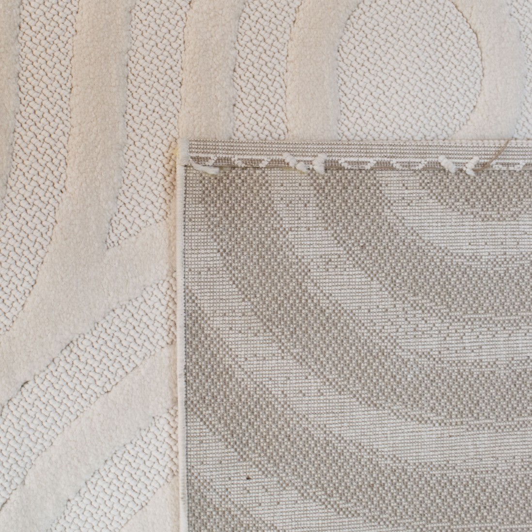 Geometric Area Rug Buckley 42317/060 Ivory White