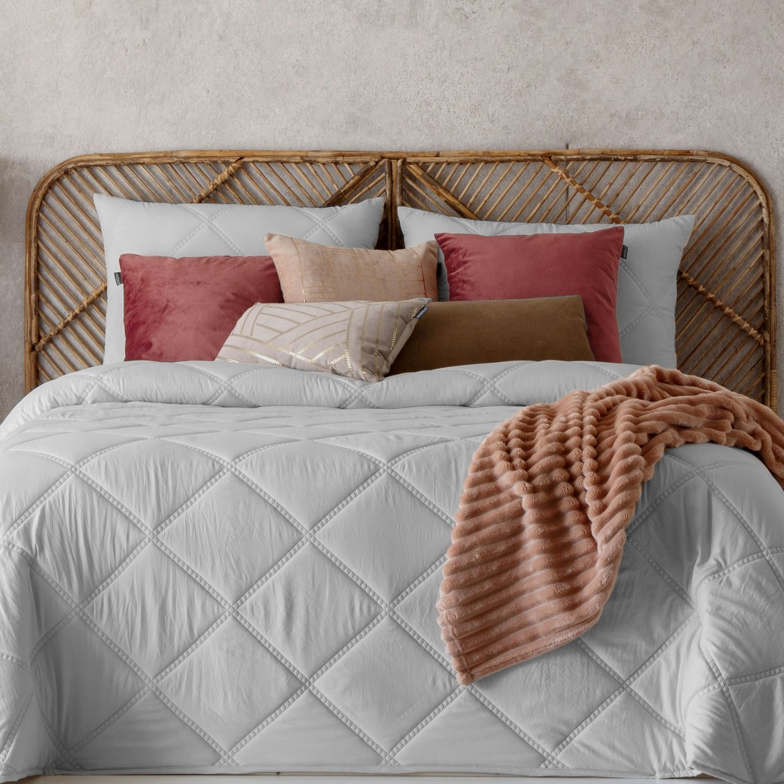 Caroline Geometric Double Bed Bedspread Gray
