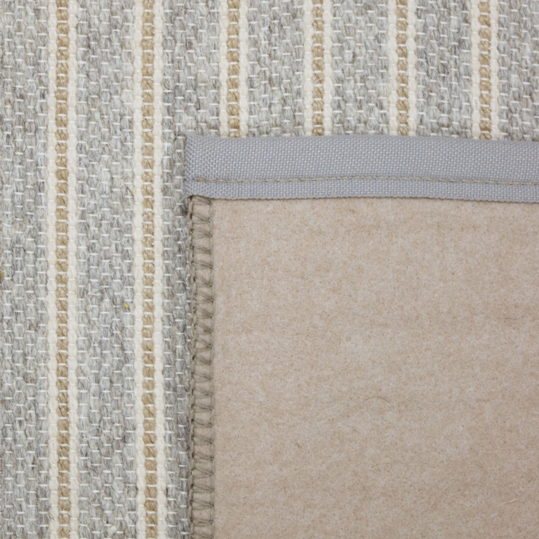 Geometric Area Rug Wooly 12101/670 Light Gray