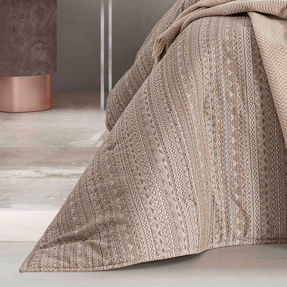 Absinto Geometric Double Bed Bedspread Beige