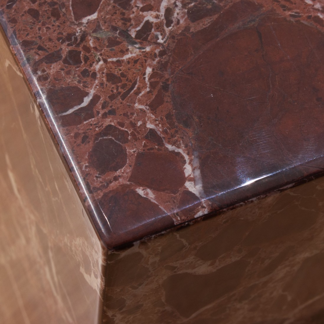 Marble Coffee Table Cubo Burgundy