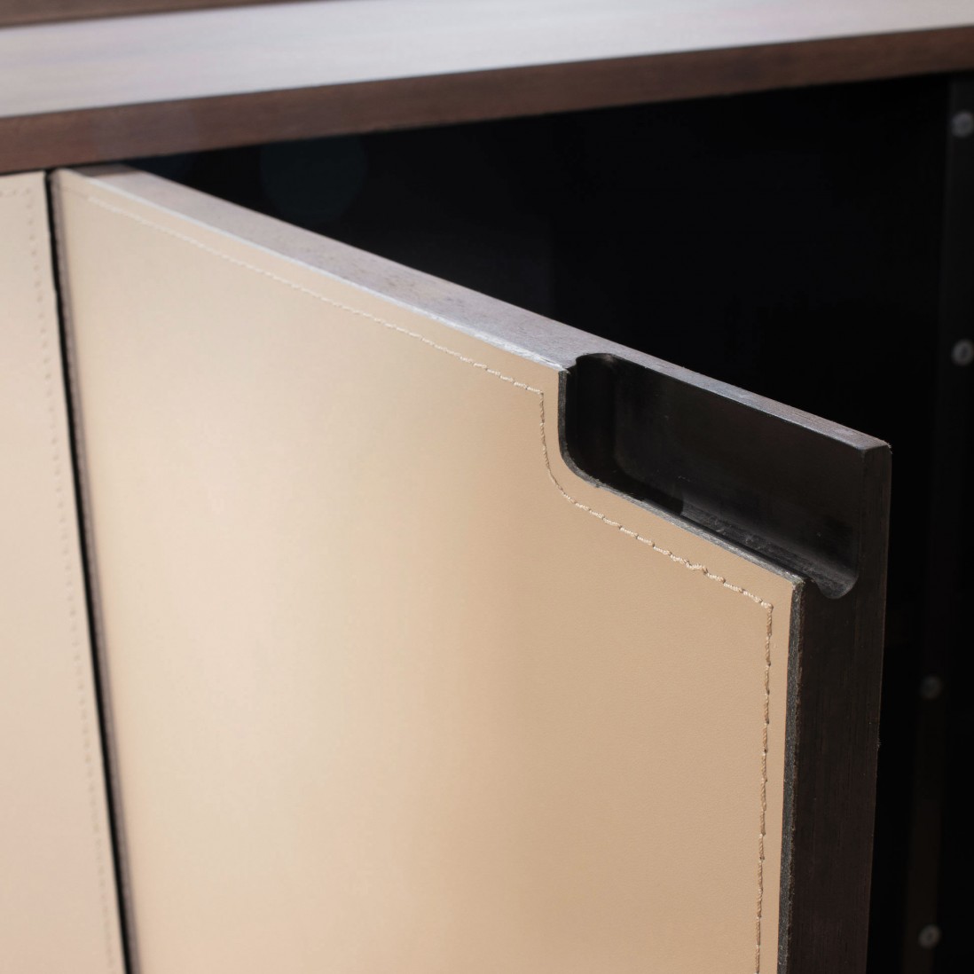 4-Door Wooden Sideboard Cygnus Beige