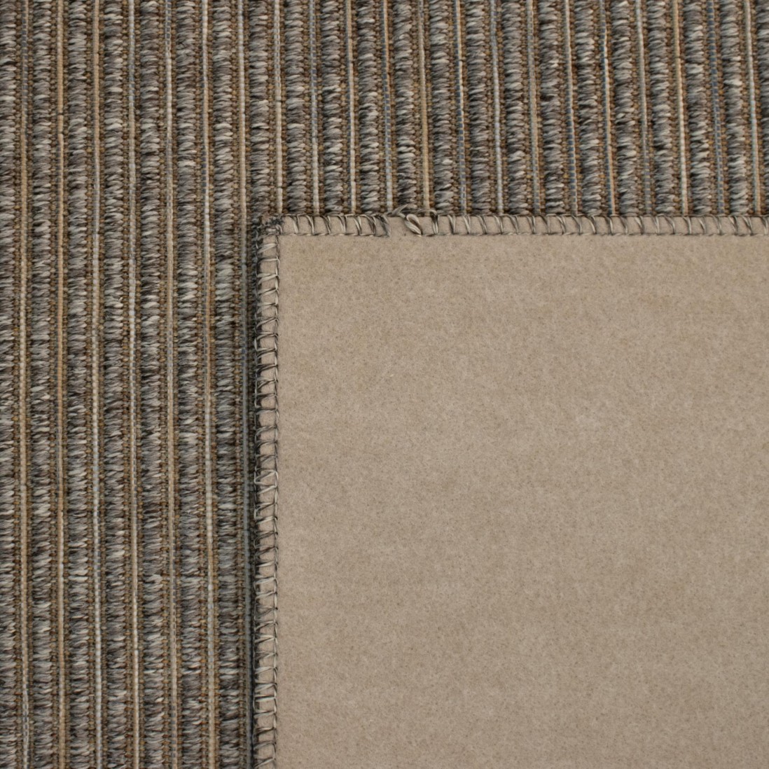 In & Out Area Rug Togo 41301/077 Gray