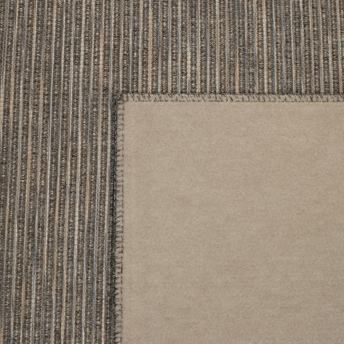 In & Out Area Rug Togo 41303/077 Gray