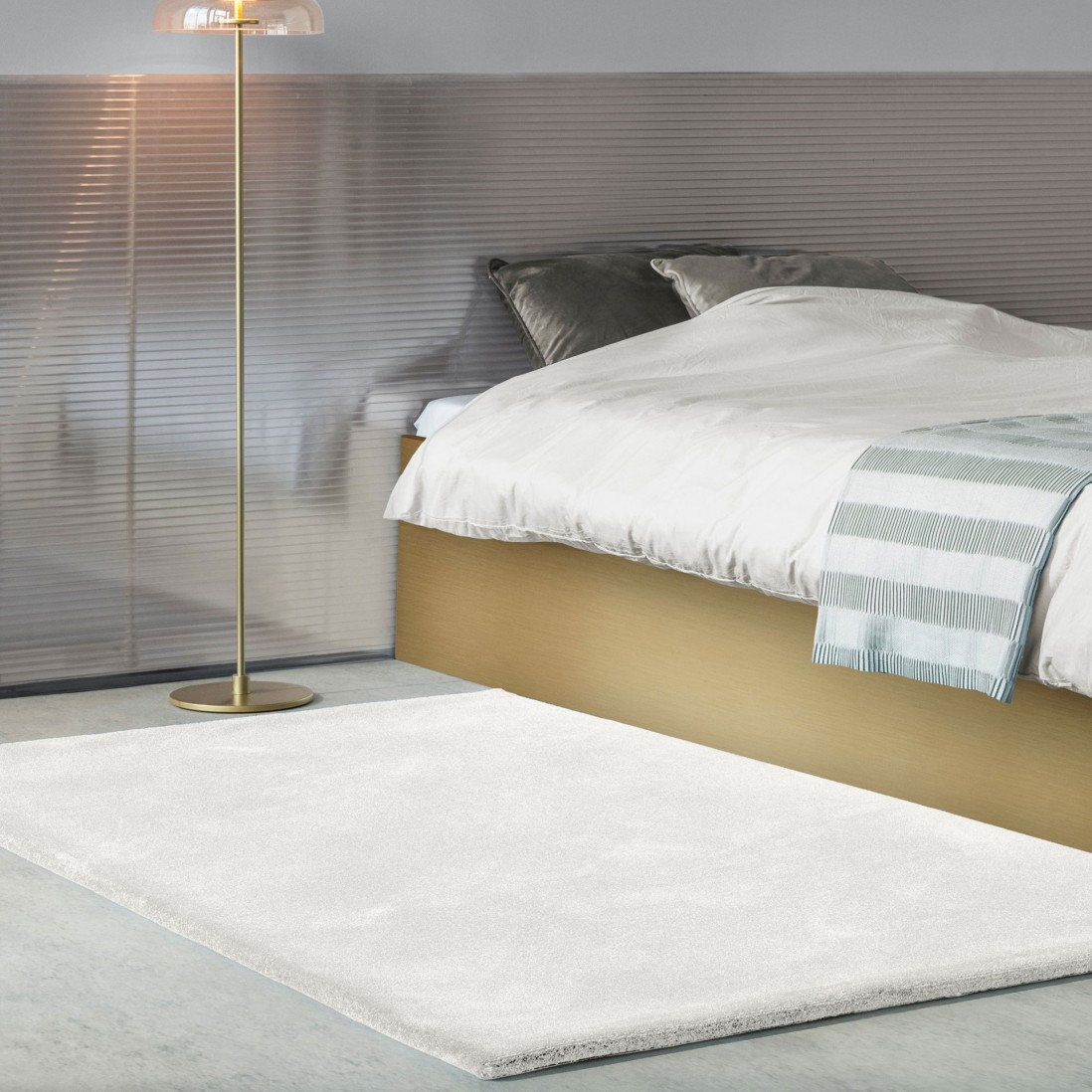 Custom Rug Barletta 031 Pearl White