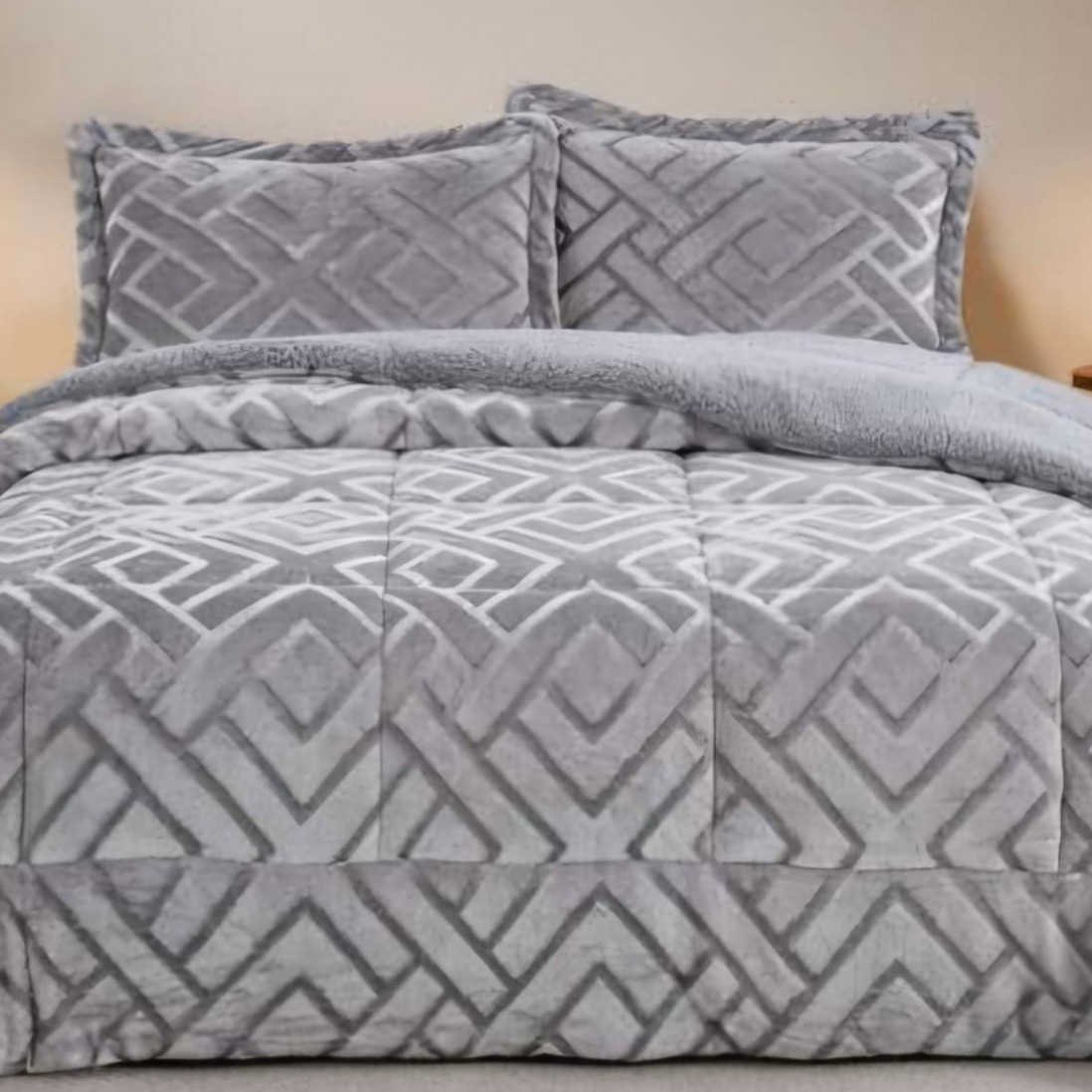 Zora Geometric Double Bed Bedspread with Sherpa Gray