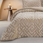 Zora Geometric Double Bed Bedspread with Sherpa Beige