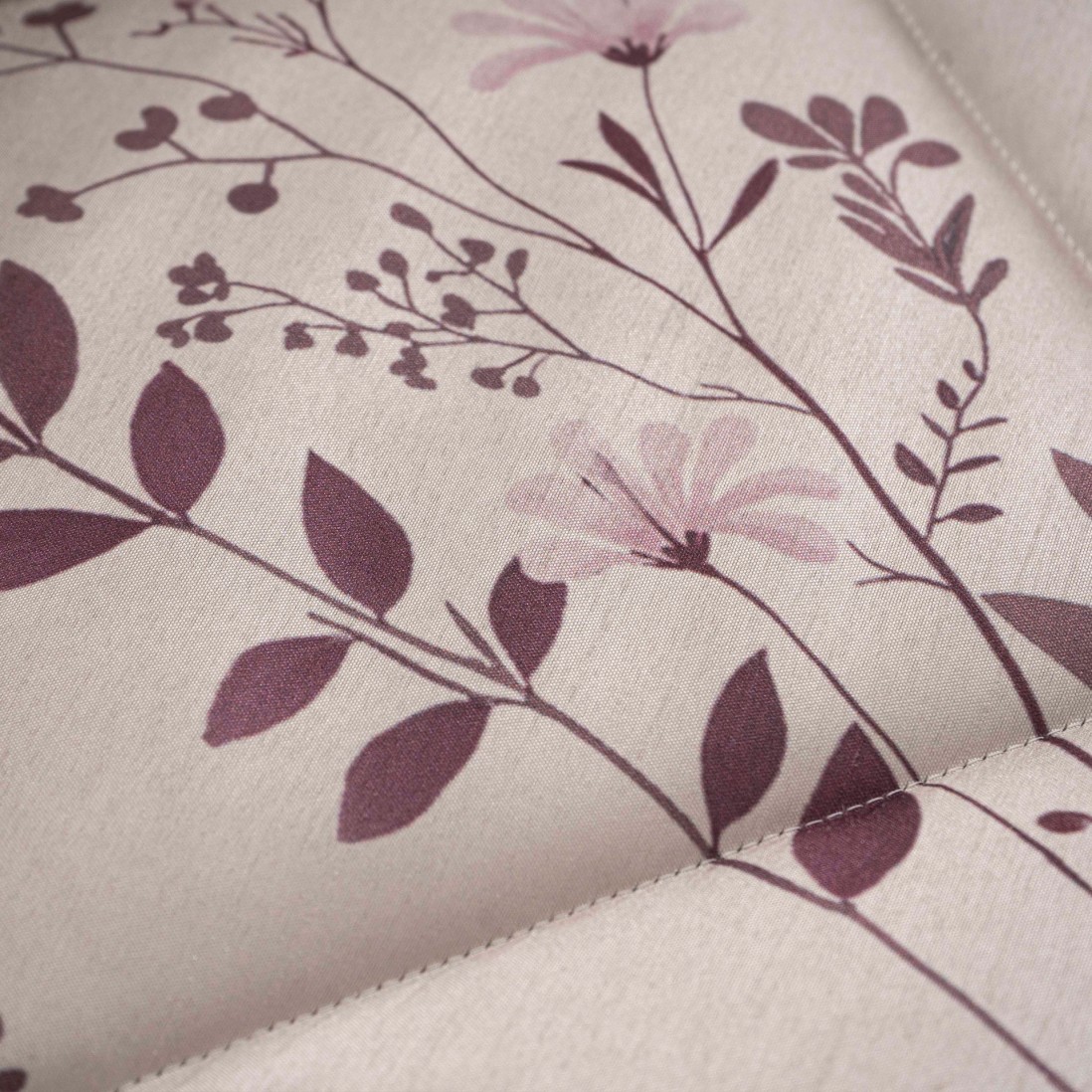 Edredn de Cama Doble Sila Floral Burdeos