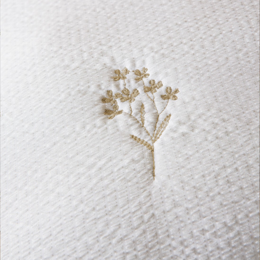 Nadine Floral Double Bed Bedspread Beige Nadine Floral Double Bed Bedspread Beige