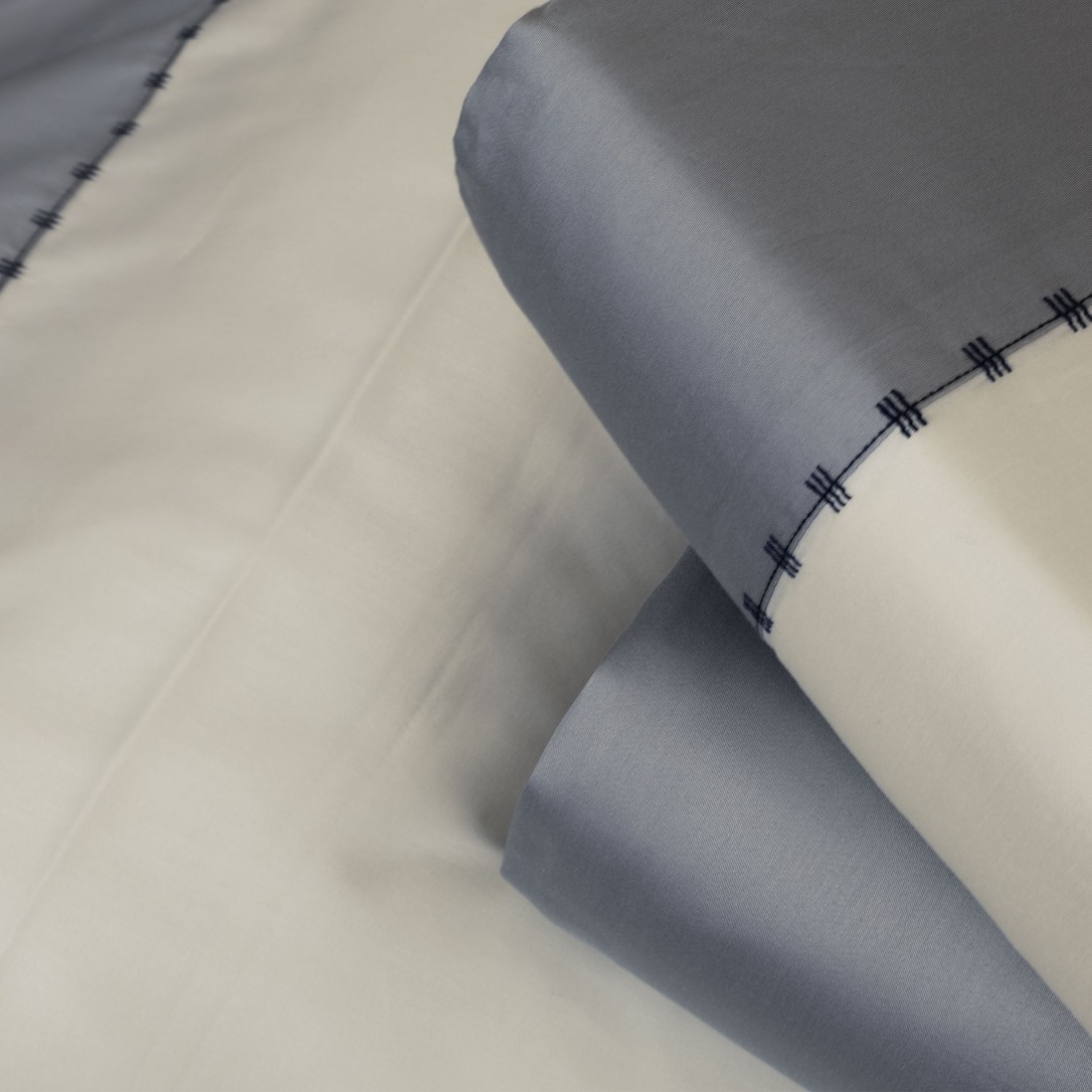 Juego de Sbanas Cama Doble Amity 100% Algodn 4 Piezas Gris/Beige