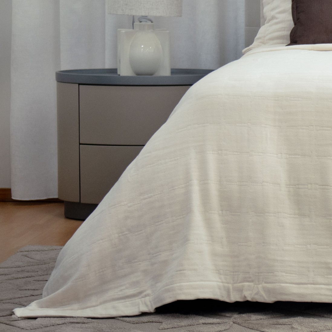 Edredn de Cama Doble Donahue Liso Beige