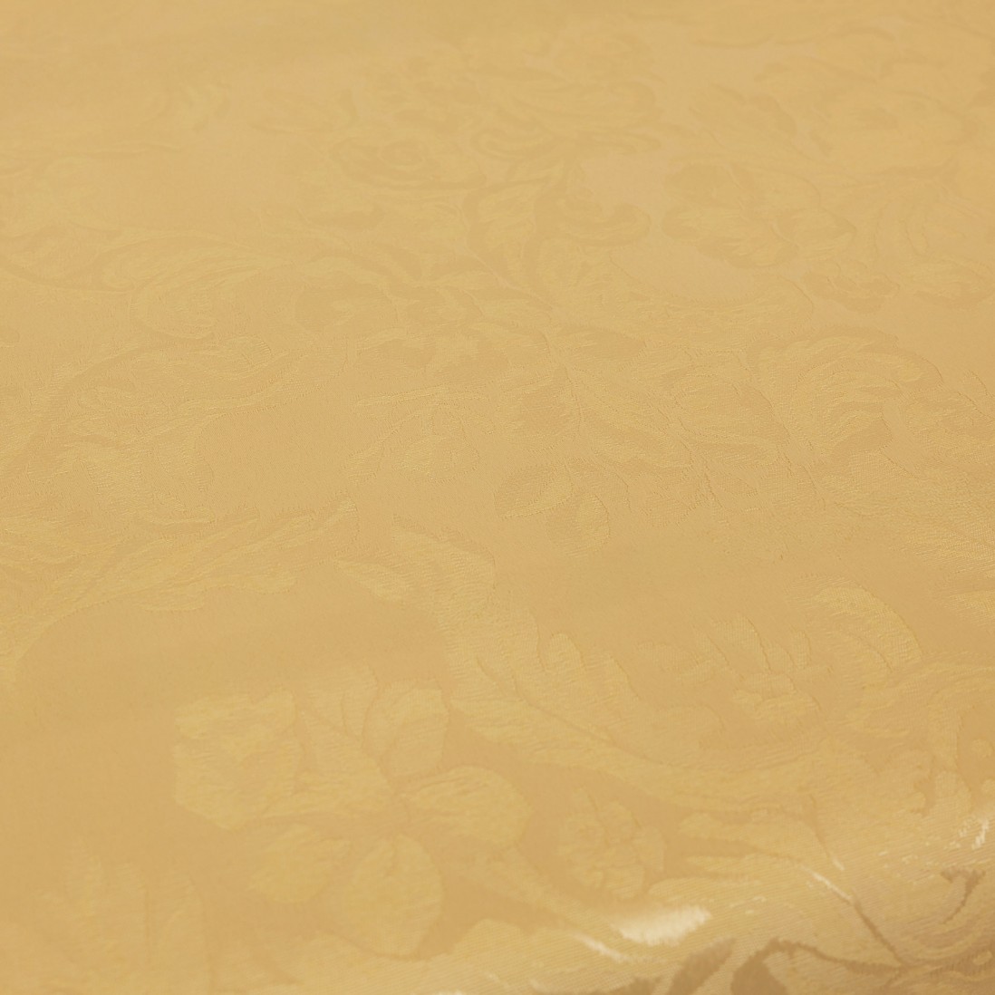 Florecence Tablecloth Golden