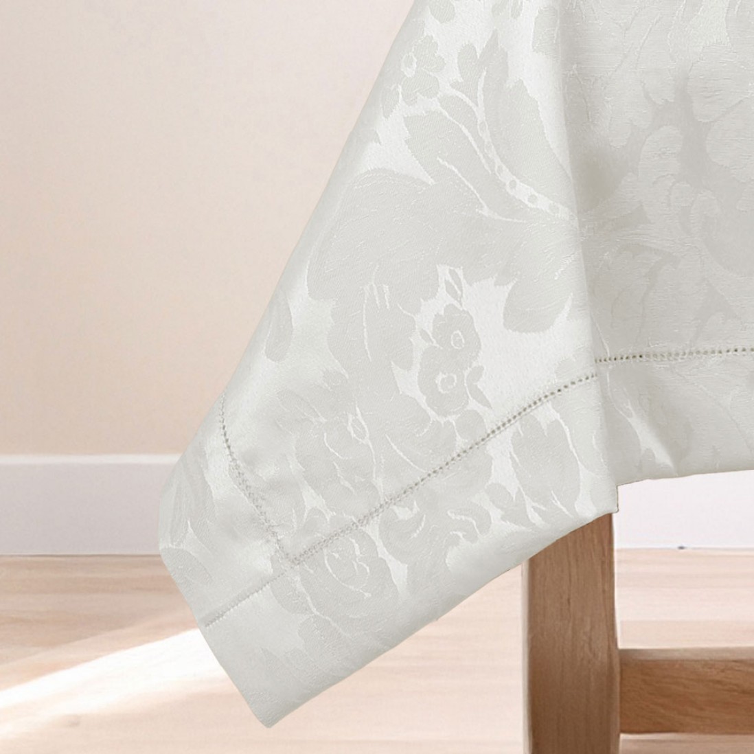Florecence Tablecloth White