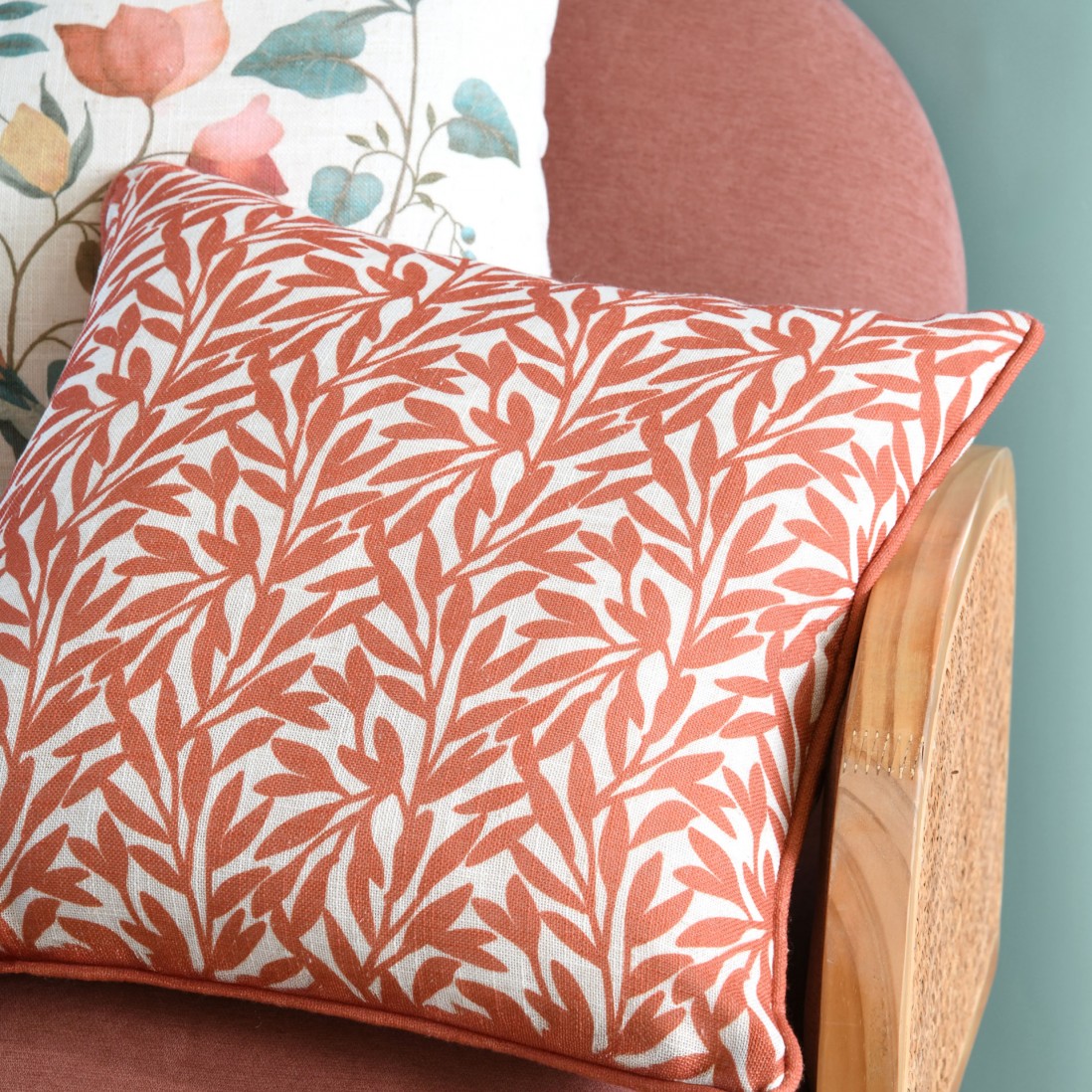 Antillia orange terracotta cushion with floral pattern 40 x 40 cm