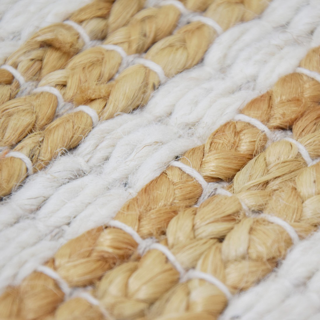 Area Rug Natural Jute in jute and wool natural color 241
