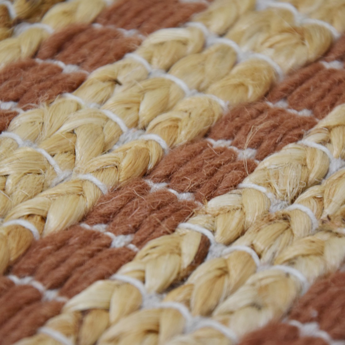 Area Rug Natural Jute in jute and wool rust color 192