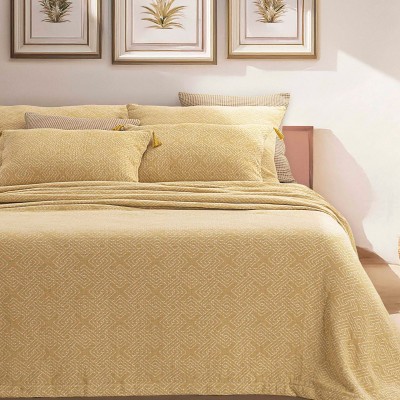 Colcha cama doble Duna con estampado geom�trico amarillo mostaza