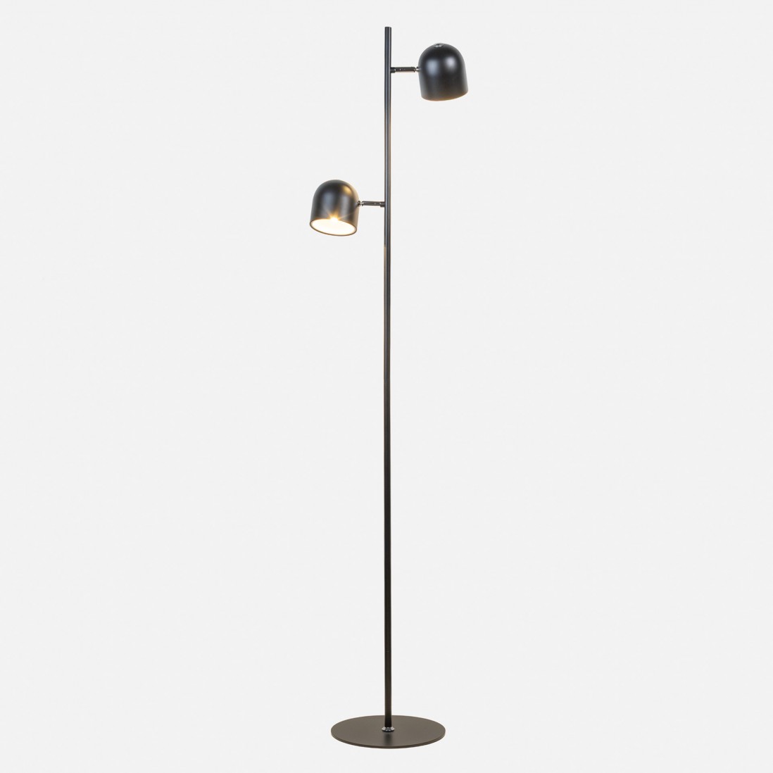 Pip black LED floor lamp, dimmable and adjustable