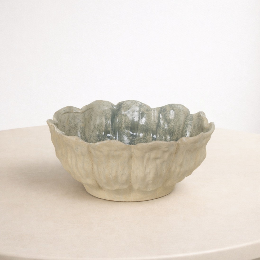 Ceramic centerpiece 393 beige