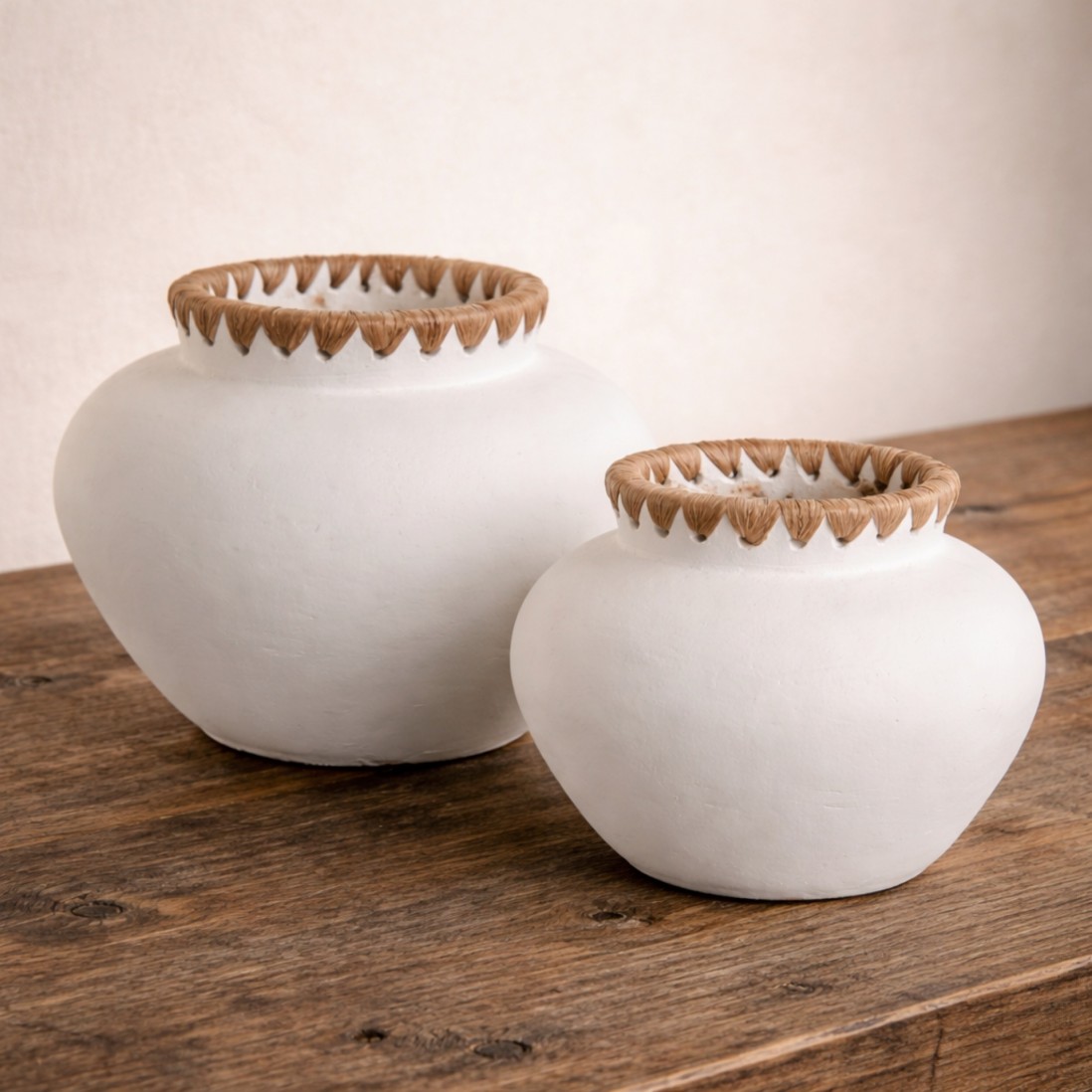 Handmade white jar 213870G in terracotta and raffia
