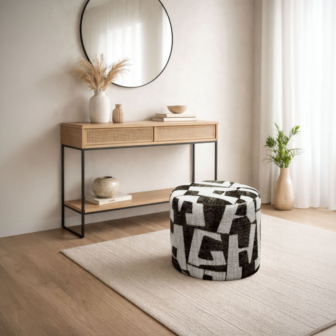Pouf redondo Stava em chenille preto