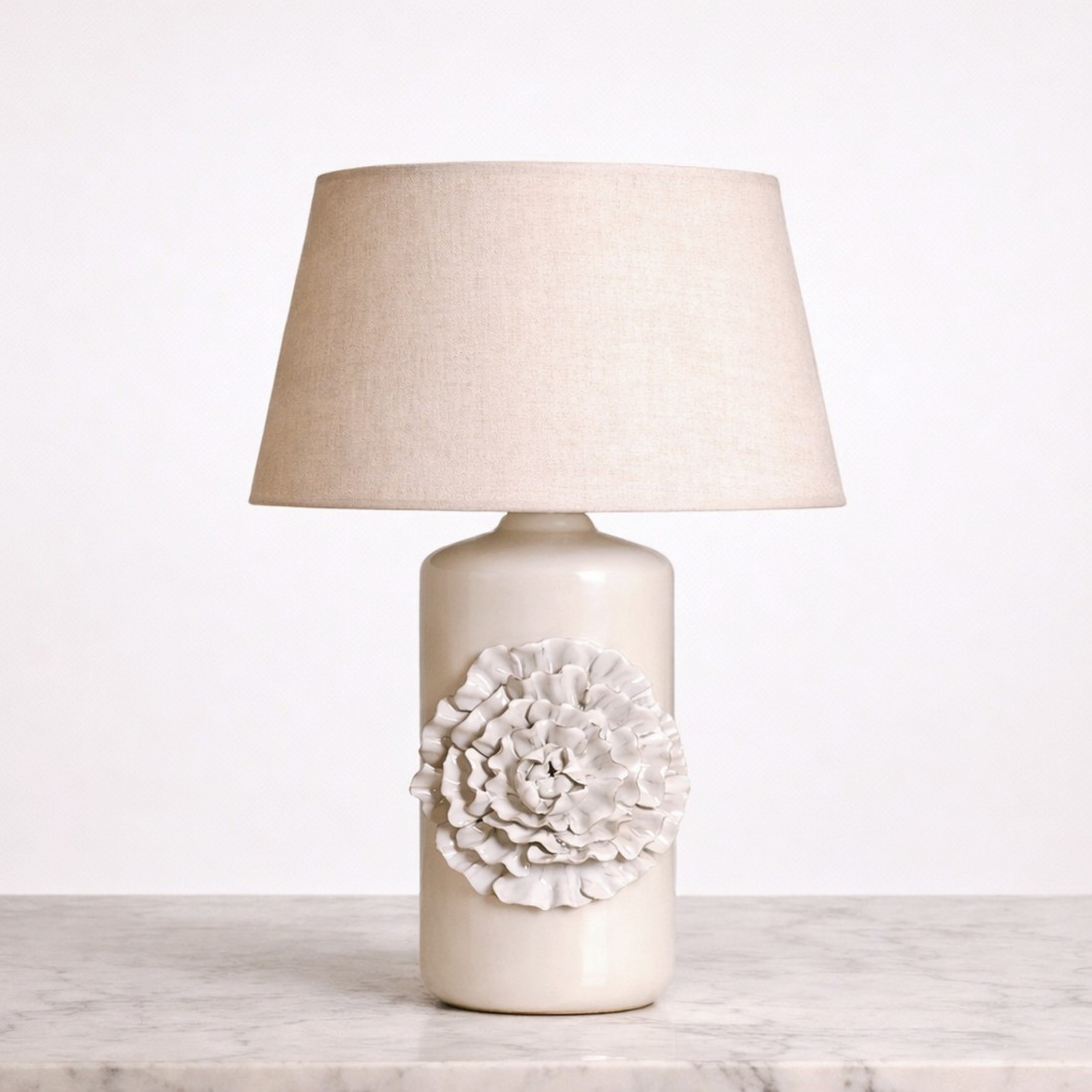Candeeiro de mesa Flor em cer�mica 67 cm