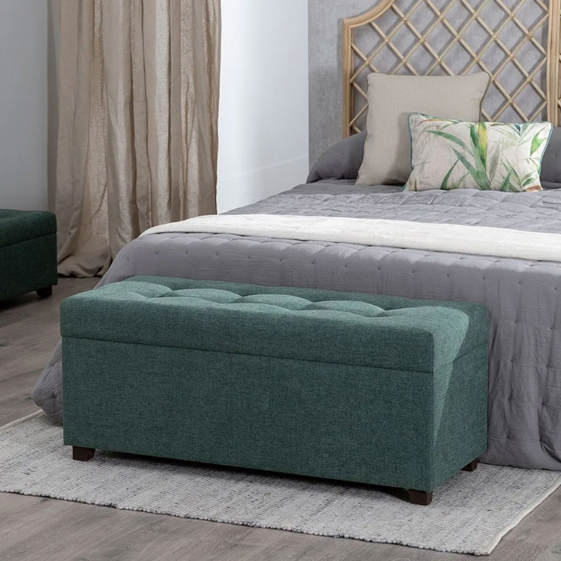 Wooden and Fabric Stool with Storage 080 Green