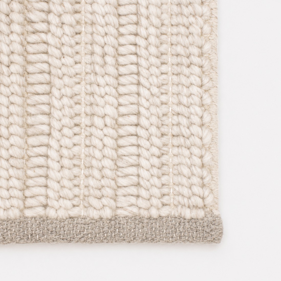 Natural Weave Plain Rug in light grey colour