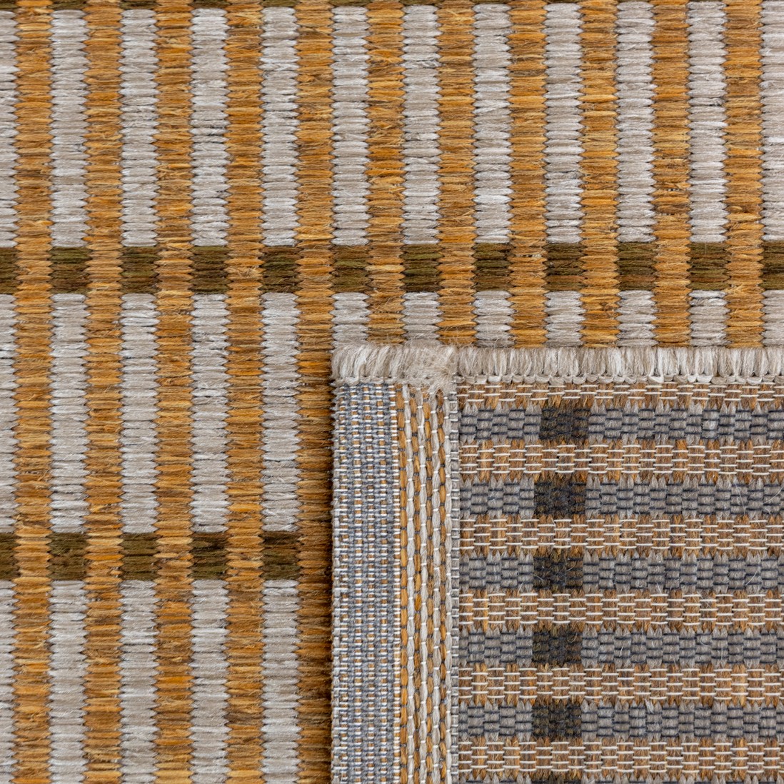 In & Out Area Rug Manila 96069/804586 Brown