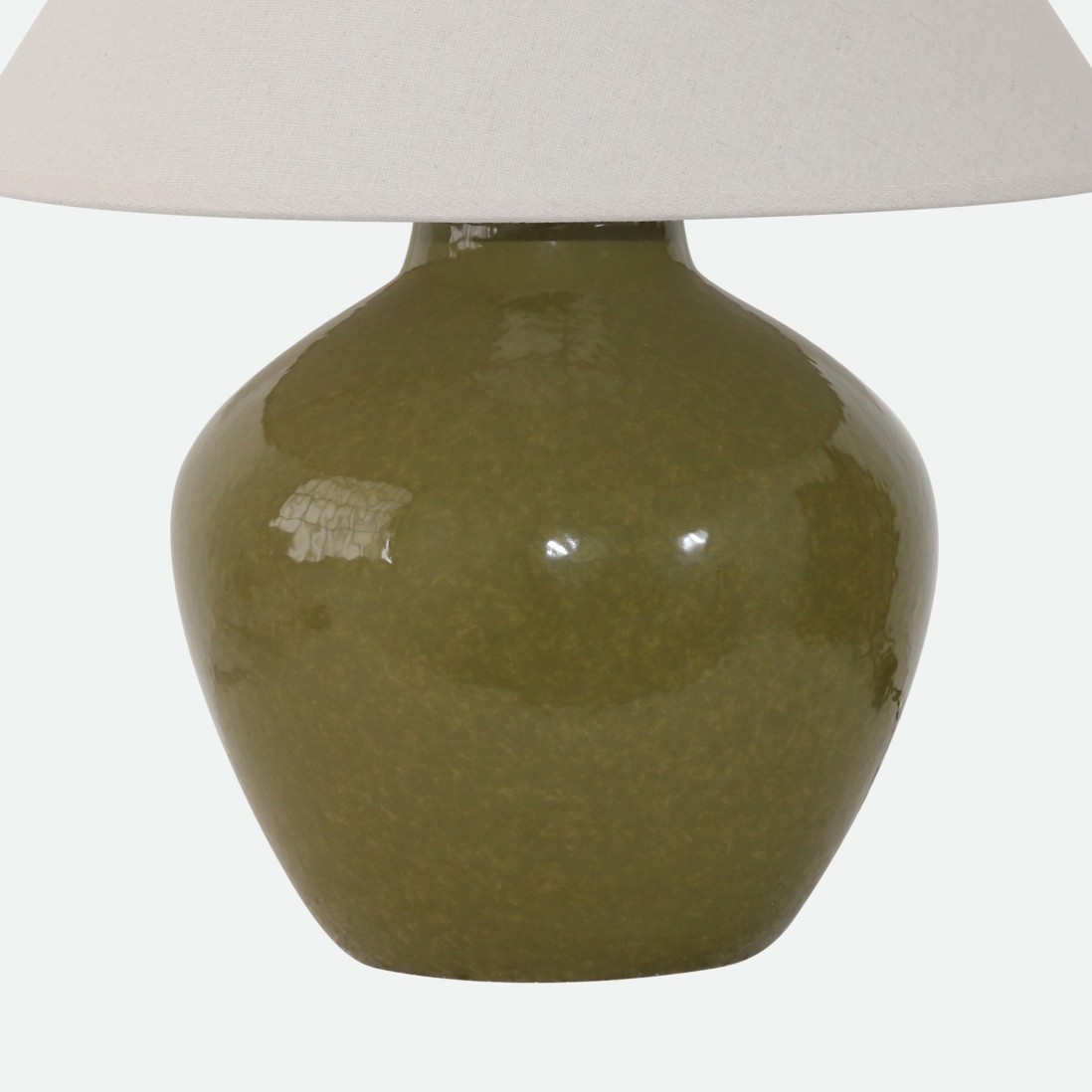 Magnolia Green Ceramic Table Lamp 52 cm