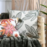 Almofada Benali com Bordado Floral Verde 50 x 50 cm
