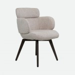 Silla Erdal tapizada en tela crema con patas de metal color caf�