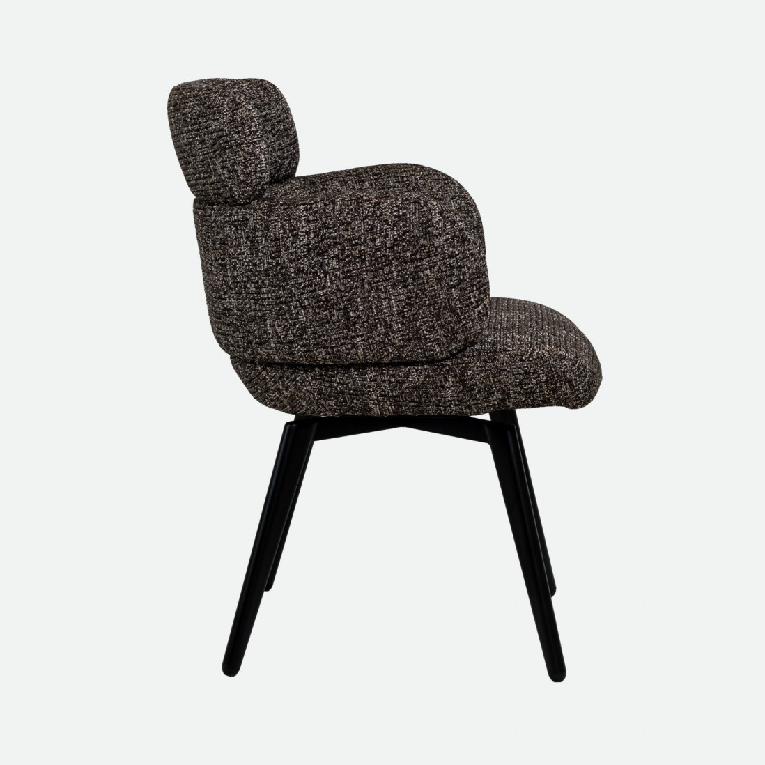 Silla Erdal tapizada en tela marr�n oscuro con patas de metal negro