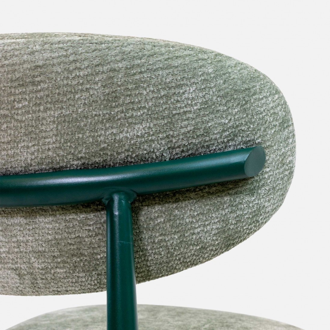 Cadeira de Jantar Arden em tecido verde e pernas em metal verde