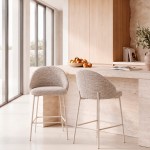 Taburete Alto Prum tapizado en tela beige con patas de metal beige
