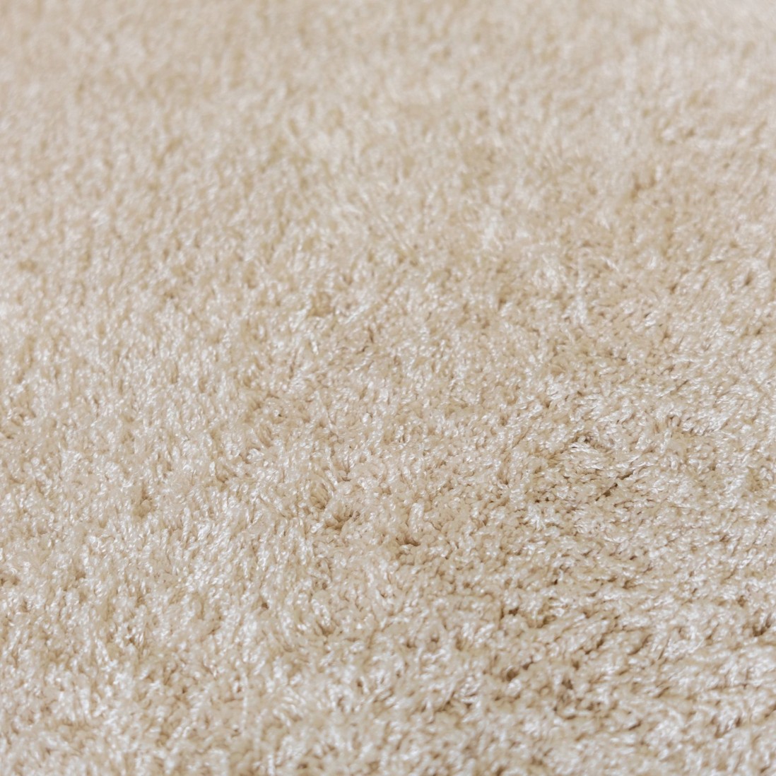 Plain Area Rug Lutens 241 Cream