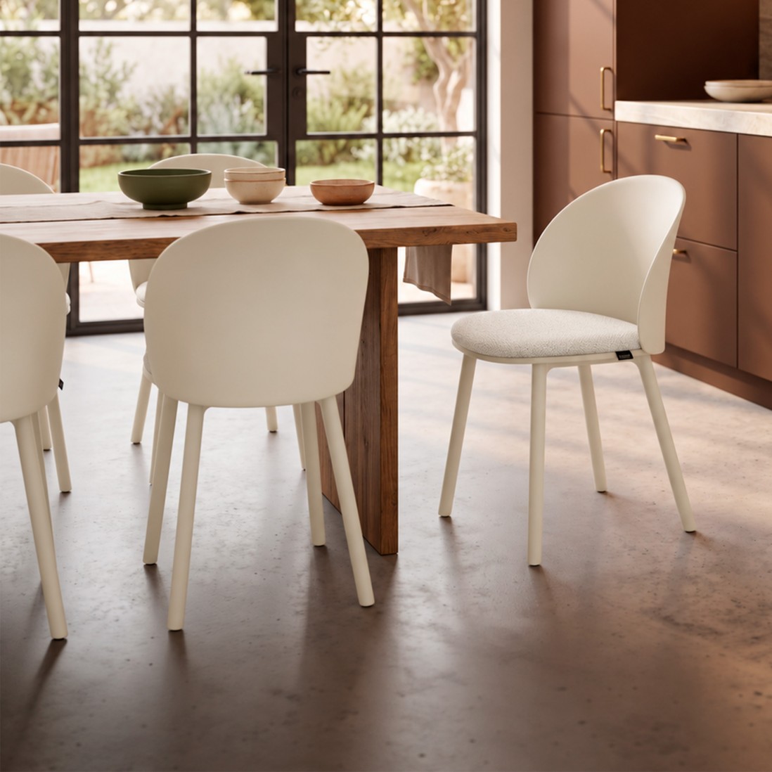 Stella cream polypropylene chair with cushioned seat